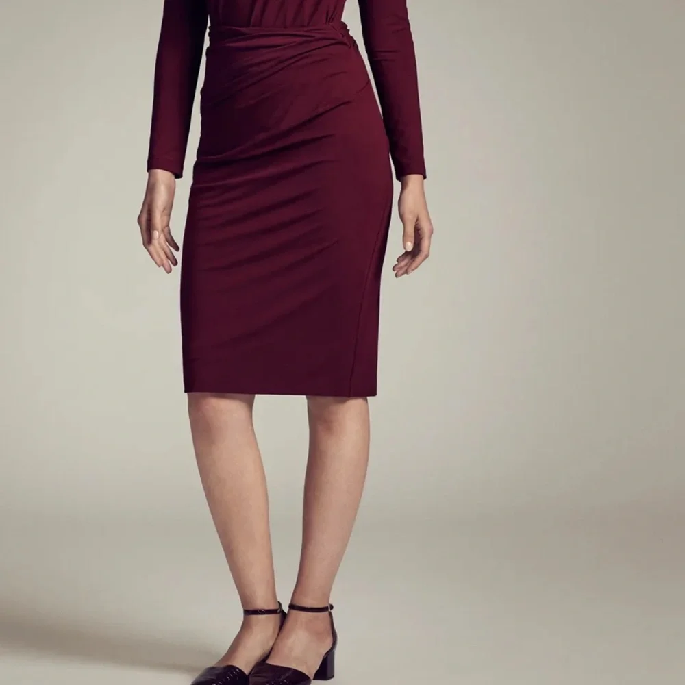 MM Lafleur burgundy red cinched body on midi skirt - Picture 2 of 6